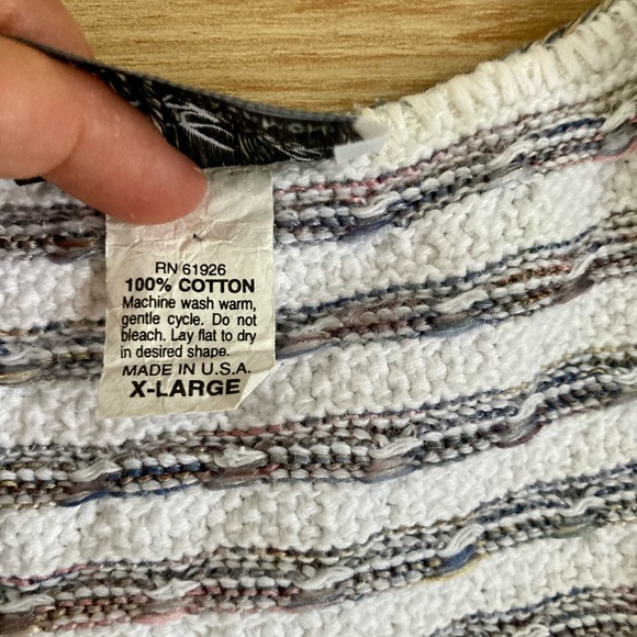 Knitty Gritty Knits Vintage Button Up T-Shirt - Picture 5 of 5